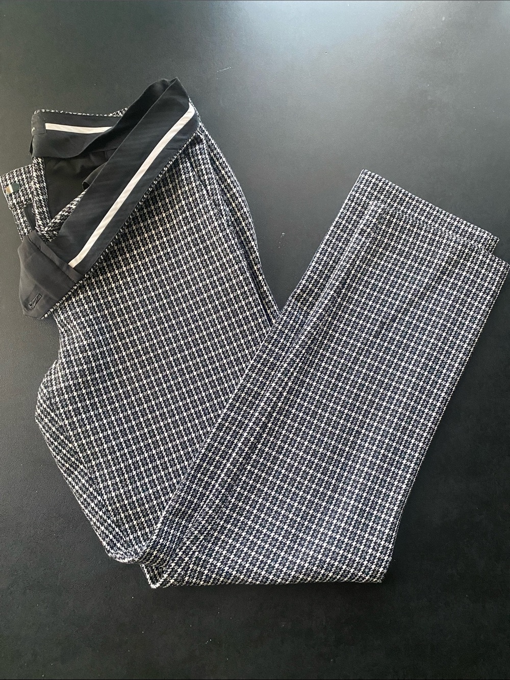 Ann Taylor Women’s Black & White Houndstooth Dress Pants